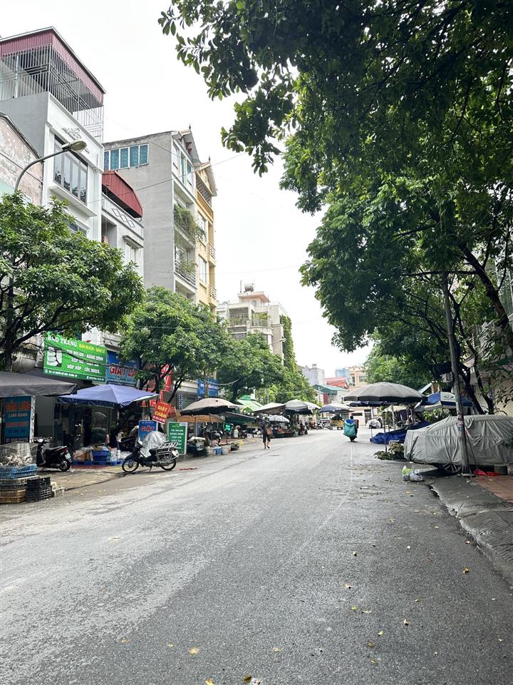 Liền kề văn quán 85m2 mặt phố kinh doanh đường trước nhà 20m dòng tiền 70tr/tháng giá đầu tư