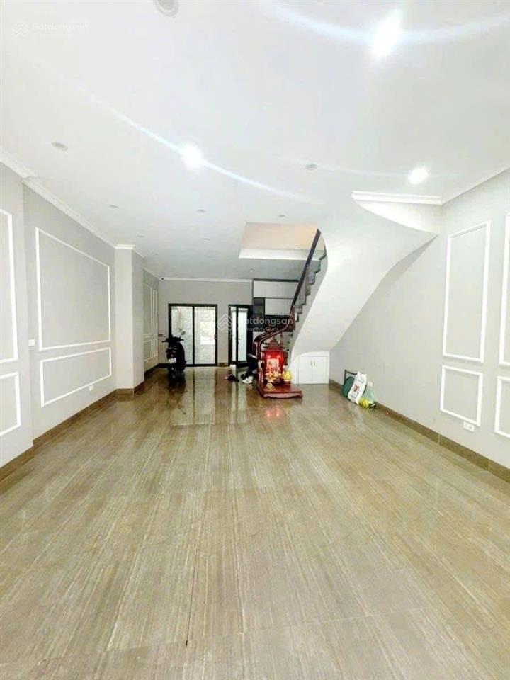 Liền kề văn quán 85m2 mặt phố kinh doanh đường trước nhà 20m dòng tiền 70tr/tháng giá đầu tư