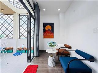 Bán nhà 5 tâng 1/ trường sa khu phan xích long p2 phú nhuận, 50m2 giá 9.5 tỷ hẽm xe hơi, mới ở ngay