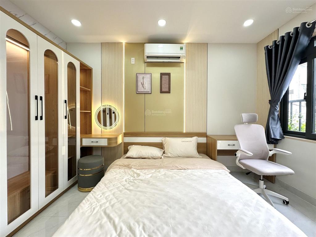 Bán nhà mặt tiền huỳnh văn bánh phú nhuận 39m2 chỉ 5.9 tỷ mới ở ngay