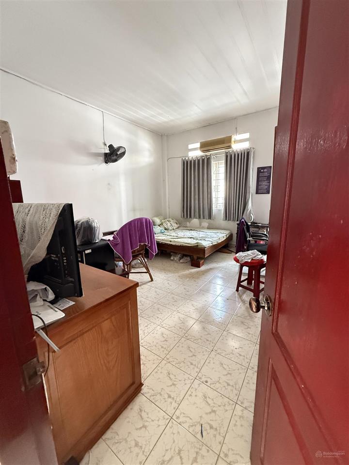 Bán nhà phạm văn đồng 72m2 chi 8 tỷ tl