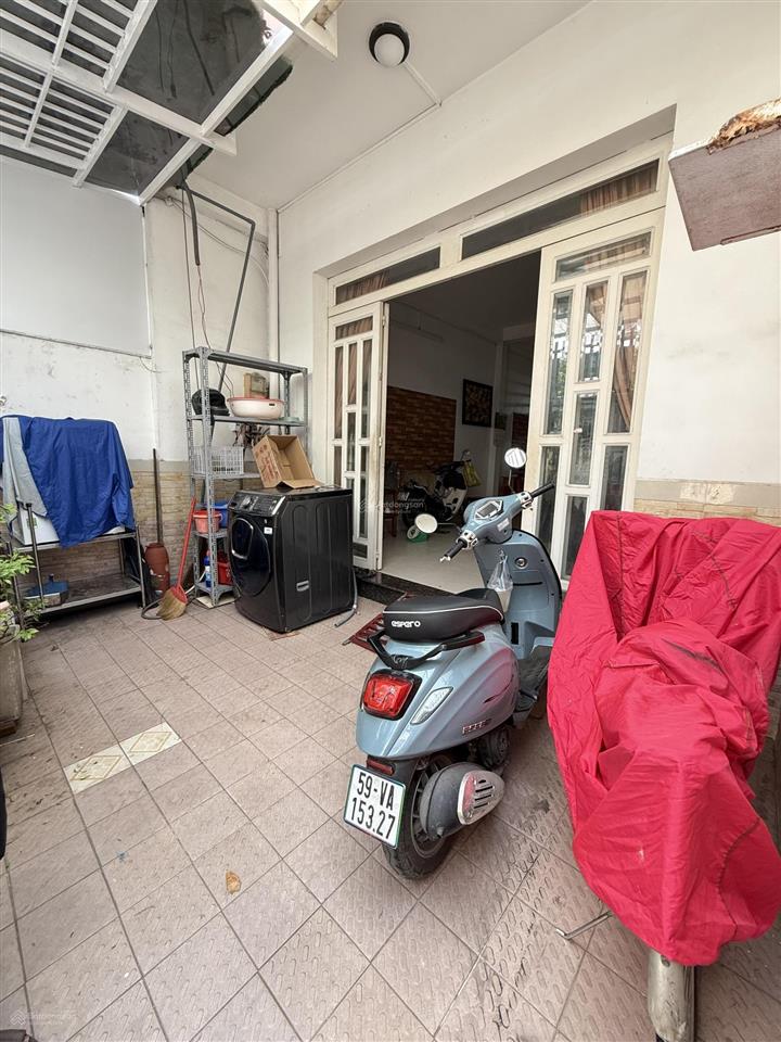 Bán nhà phạm văn đồng 72m2 chi 8 tỷ tl