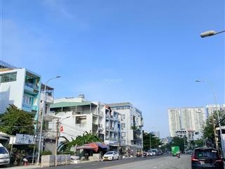 Bán đất trung tâm quận 7  dt 16000m2. pháp lý rõ ràng  giá bán 640 tỷ