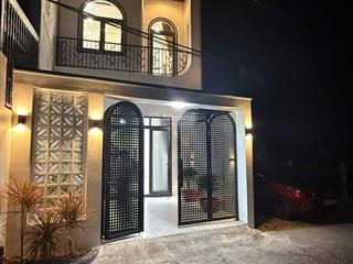 Siêu rẻ  nhà sát mặt tiền hl95, trung an, mỹ tho. dt 5x20 hướng đb. giá 2,55 tỷ tl