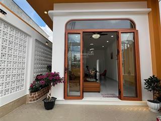 Siêu rẻ  nhà full nội thất đoàn thị nghiệp, mỹ tho. dt 5x19m, 2pn 2wc hướng tn, giá 1,49 tỷ tl