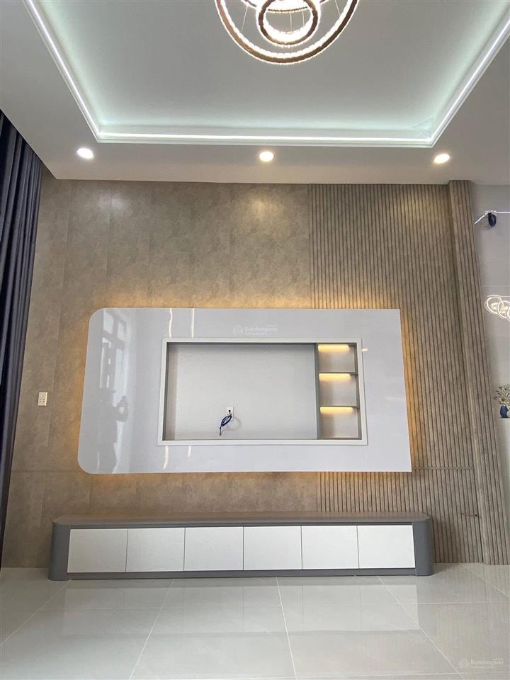 Siêu rẻ  nhà hxh đường trần thị thơm, tmc, mỹ tho. dt 5x22,6m có 2pn hướng tn. giá 1,68 tỷ tl