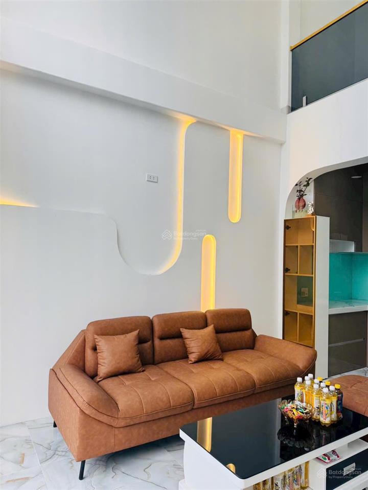 Siêu vị trí  nhà hxh gần quảng trường tỉnh tg. giá 1,68 tỷ có 2pn 2wc. dt 5x14,5