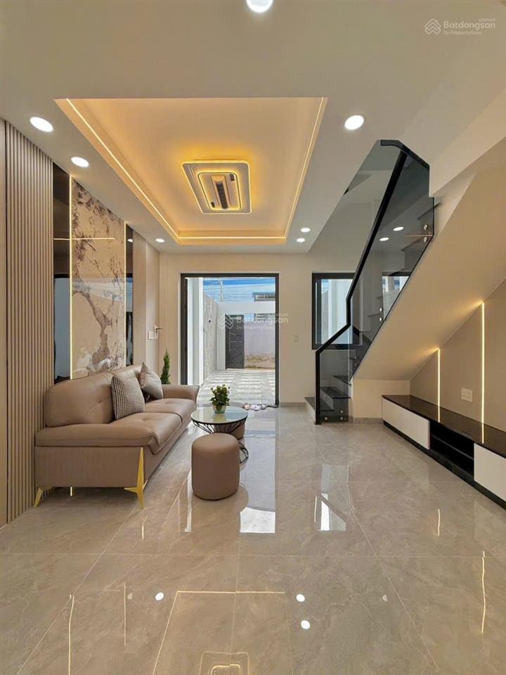 Siêu vị trí nhà hxh hl89, p.mỹ phong, mỹ tho. dt 4,2x14,5 trệt lửng lầu 3pn4wc hướng đn. giá 2,38tỷ