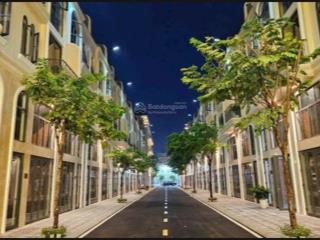 Bán shophouse.nhà phố thương mai giá tốt tại đường quách điêu, bình chánh, 7 tỷ, 82m2