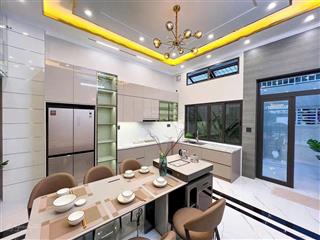 Sở hữu nhà phố vị trí vàng ngay trung tâm bến lức, nhà phố thương mại chỉ hơn 3 tỷ