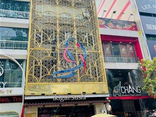 Gấp gấp  bán nhà mặt tiền ngay phố phan xích long.diên tích 8 x 18m 4 tầng  150tr/th  giá 35 tỷ