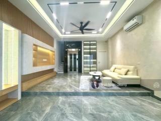 Bán nhà phạm ngọc thạch  đống đa  ô tô cách 20m  thang máy  45m2x6txmt 5m  giá chỉ 13,6 tỉ