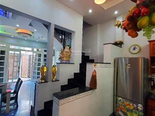 Bán nhà 4 tầng  dt 64m2  ngay chợ bình tiên q6  hẻm thông  xe tải vào nhà