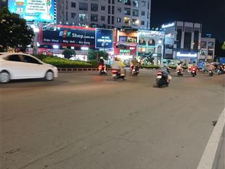 Bán nhà  hẻm xe hơi  vòng xoay lê đại hành  98m2  9 tỷ