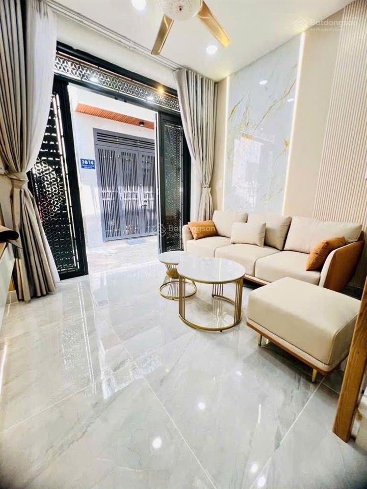 Nhà 5 tầng  hẻm ô tô thông  ngay lê đại hành  9tỷ xíu