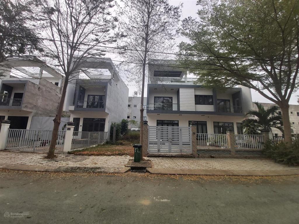 9tr/m2 đất quá rẻ tại mặt tiền rừng sác bình khánh cần giờ