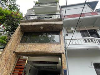 Triều khúc ô tô đua, ngủ trong nhà thang máy kinh doanh văn phòng bất chấp  14 tỷ 2