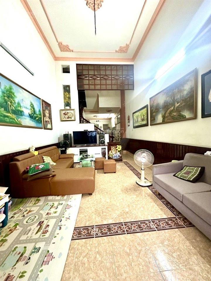 Bán nhà khu vip nhất tây hoà q9 4 tầng btct ô tô vào nhà ngay ngã tư mk xn chỉ hơn 9 tỷ tlcc.