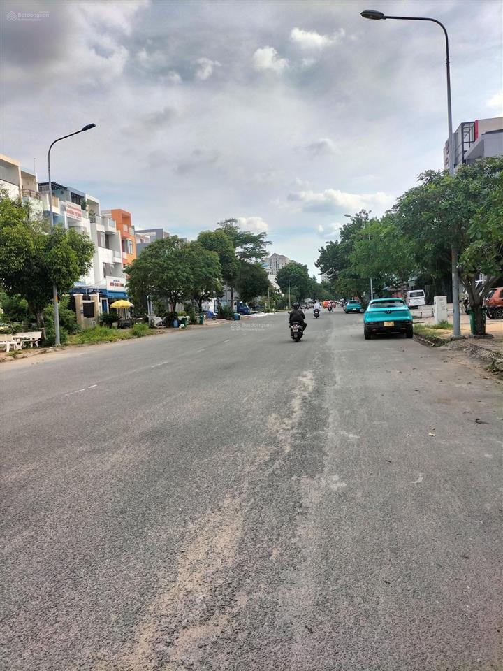 Bán nhà 3tầng đẳng cấp kdc khang điền phước long b q9 sát vách gia hoà 160m2 shr  nhỉnh 19tỷ tlcc