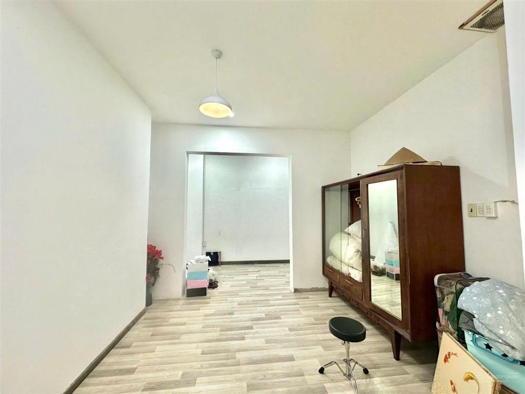 Giảm nhiều bán gấp nhanh tay thì còn biệt thự đẹp 8x18m, 3tầng, giá 15tỷ, đường nguyễn thị thập, q7