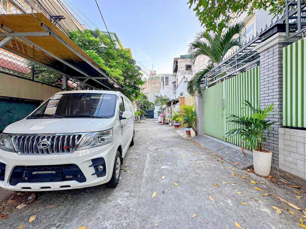 Giảm nhiều bán gấp nhanh tay thì còn biệt thự đẹp 8x18m, 3tầng, giá 15tỷ, đường nguyễn thị thập, q7