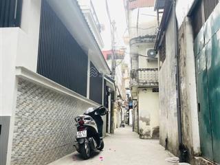 Bán đất tặng nhà c4 hoa lâm dt 35m, 4,8 tỉ