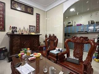Duy nhất sót lại ngõ 5xx ngô gia tự,dt 50m, 3 tầng, 6,5 tỉ