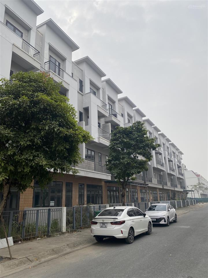 Shophouse căn góc centa diamond vsip từ sơn giá 6,xx tỷ 93m2 sẵn nhà 4 tầng vị trí siêu đẹp,sổ hồng