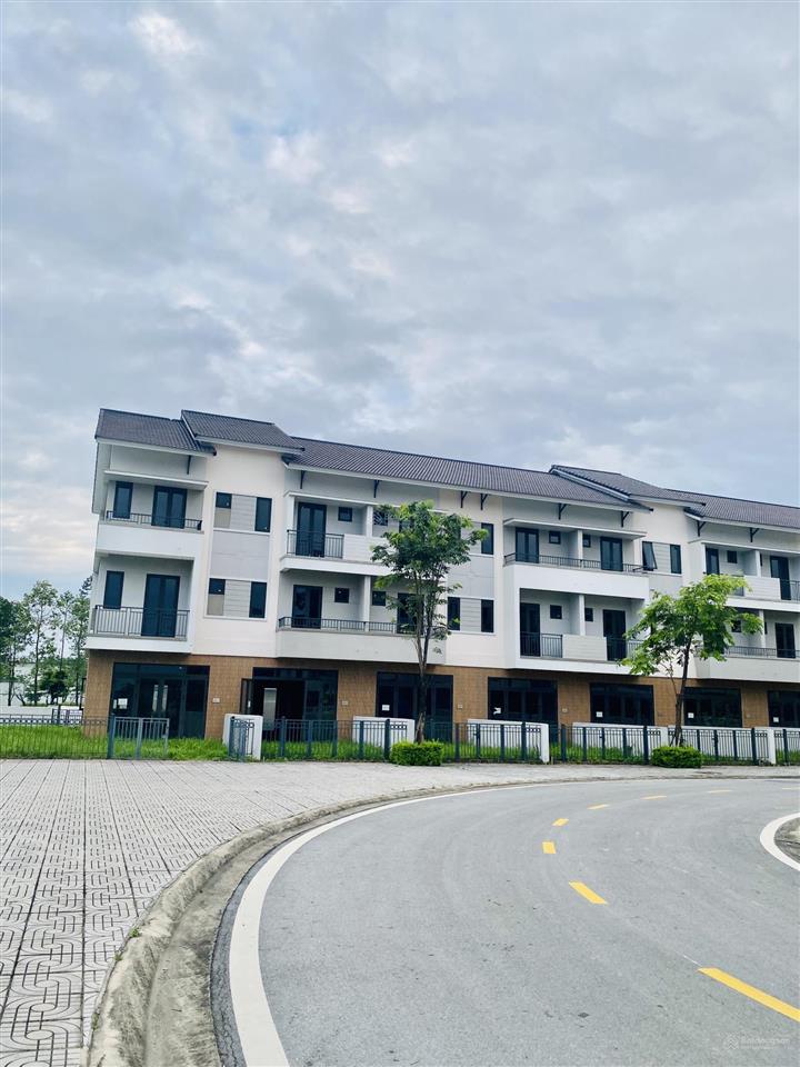 Shophouse centa riverside dt 100m giá chỉ 7 tỷ sẵn sổ hồng sang tên giá tốt mua là sinh lời ngay