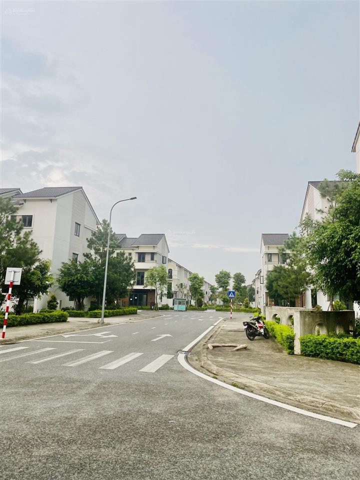 Bán căn sh4 centa city 90m2 giá tốt đầu chỉ 6,9 tỷ,bùng nổ hạ tầng mới ga metro,cao tốc 120m gbhn