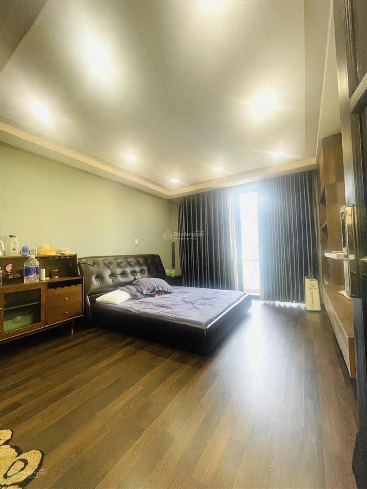 Siêu rẻ! nhà mặt tiền khu đường 10m hoa lan, p2, phú nhuận. hđ thuê 20tr