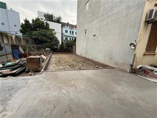 Bán đất cự khối 62 m mặt tiền 5 m ô tô 16 chỗ đỗ cửa , cách 15 m ô tô tránh