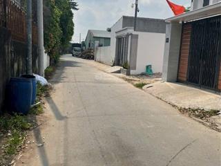 Rẻ, đầu tư lời ngay. 4.5x24m, 3.4 tỷ, gần aeon mall lái thiêu. xây dựng tự do