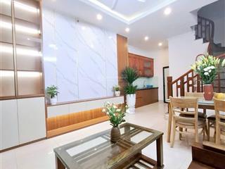 Bán nhà 5 tầng mới tinh thạch bàn  nhỉnh 5 tỷ  tặng full nội thất  gần aeon