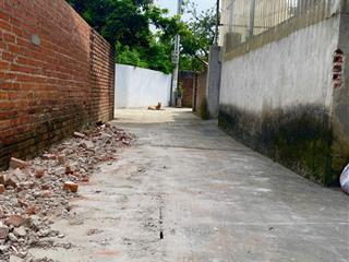 Chính chủ em bán 100m2 đất full thổ cư tại thôn ngũ sơn lại thượng thạch thất