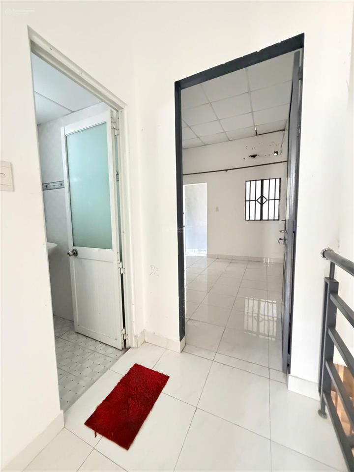 Bán nhà mới 2 tầng 80m² đường gò cát, phú hữu, quận 9 , chỉ 6.4 tỷ ở ngay