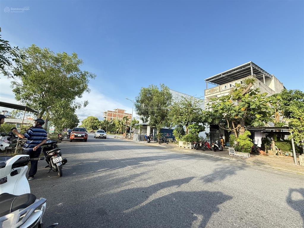 Chủ thiện chí bán lô đất mặt tiền đường trịnh hoài đức trung tâm làng đại học tp đà nẵng