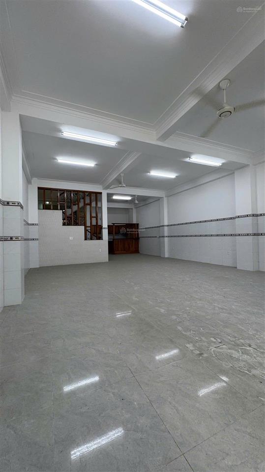 Nhà 4 tầng 122m2 (7x18)m tân hóa  lạc long quân 400m2 sàn thiết kế trống suốt