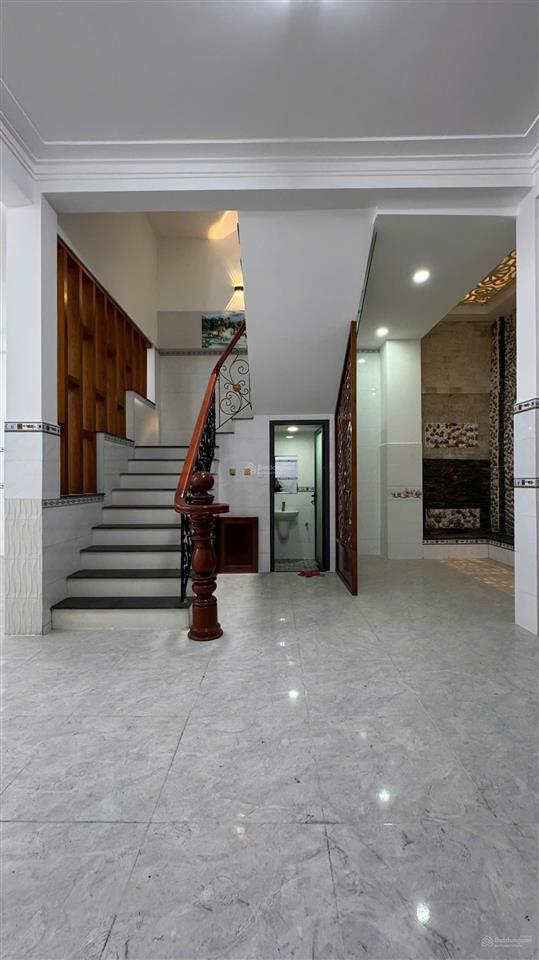 Nhà 4 tầng 122m2 (7x18)m tân hóa  lạc long quân 400m2 sàn thiết kế trống suốt