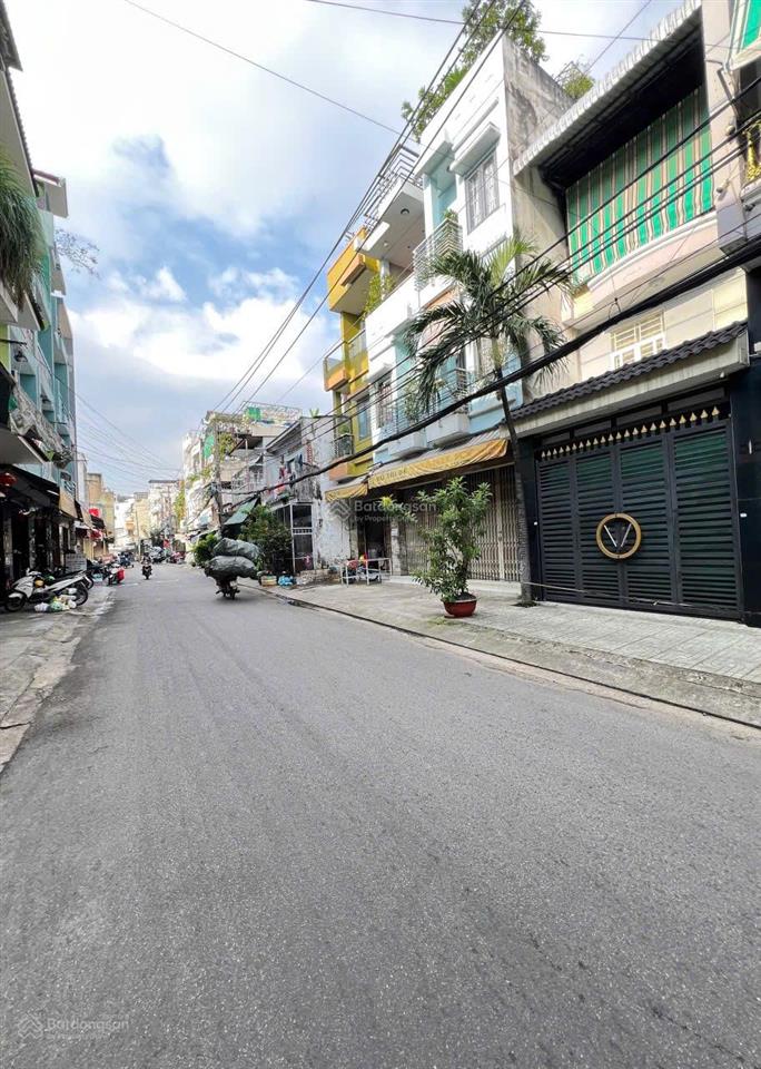 Đường nội bộ 10m 95m2 (5.5x18)m trệt 4 lầu. tiện kinh doanh  cho thuê