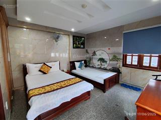 Khách sạn mặt tiền thụt 1 căn góc đẹp nhà mới đẹp vị trí đẹp kd khách sạn sẵn nguồn thu