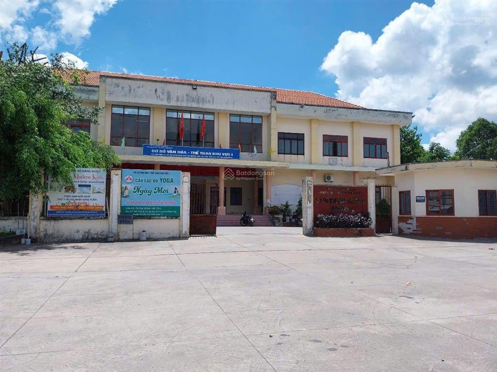 Đất thổ cư gần 100m, ngang 5m, vuông vức, tiện xây mới, khu dân cư, xe hơi tận nhà, gần mặt tiền