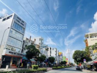 Bán nhà mặt tiền lạc long quân phường 5. quận 11.
ngay giao lộ âu cơ  khu vực sầm uất