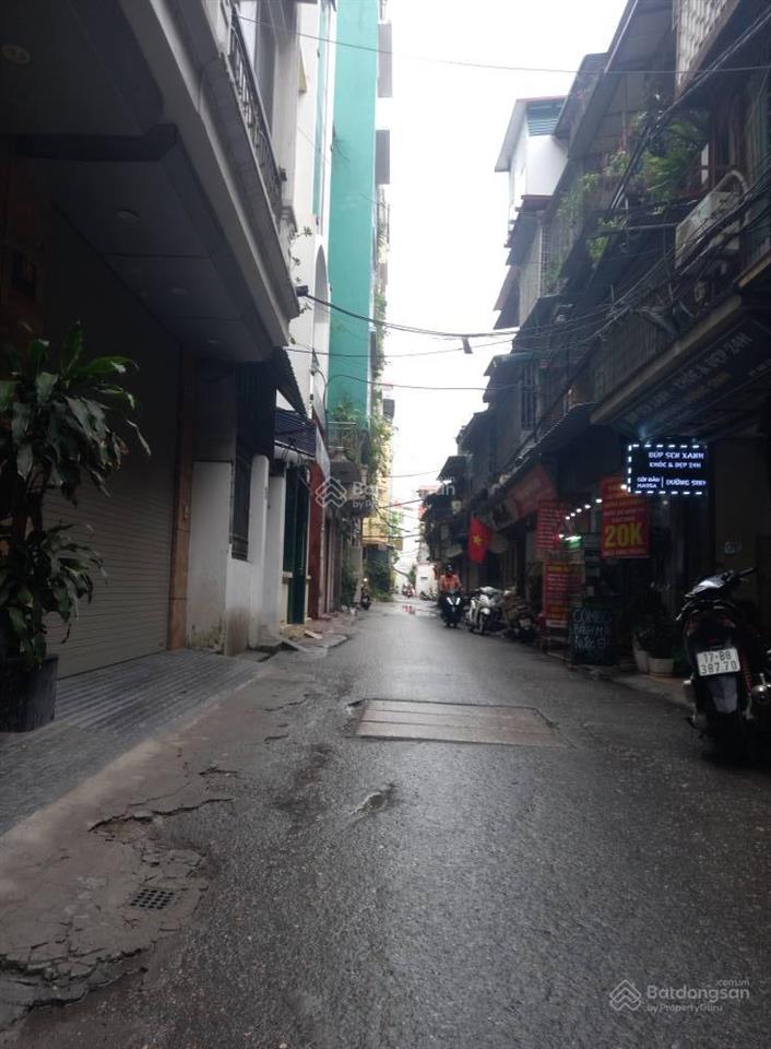 Cần bán gấp nhà phố phương mai gần phố,nhà 2 mặt ngõ,gần chợ,bệnh viện