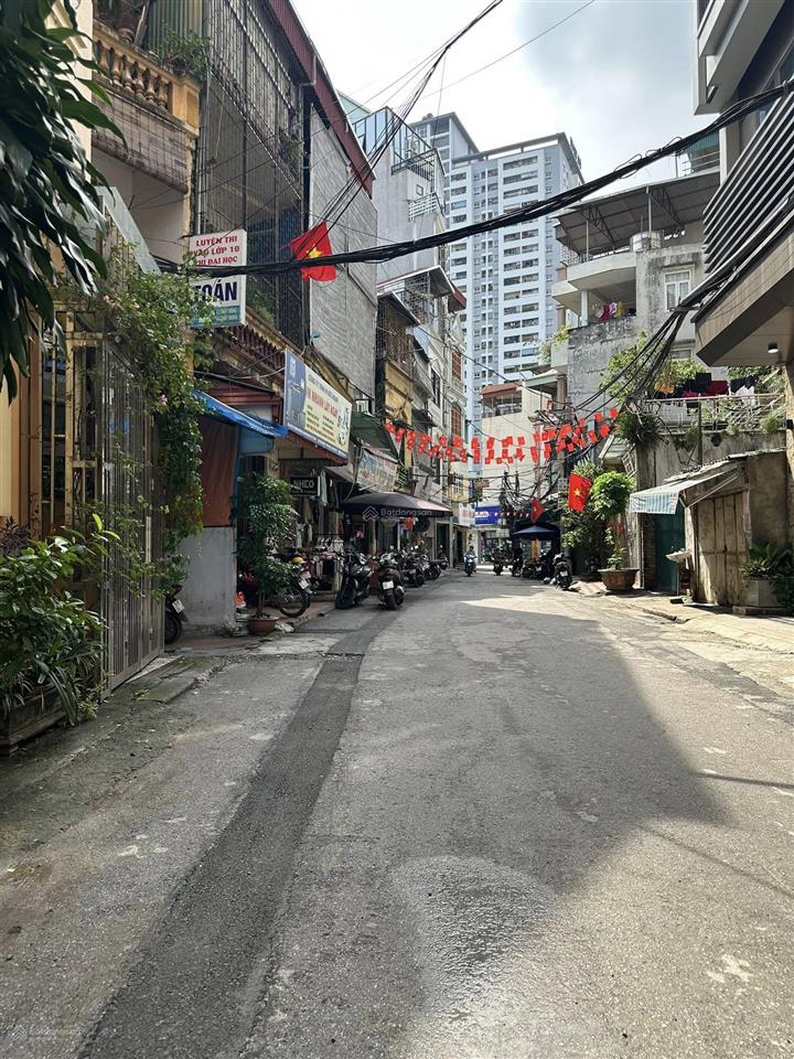 Cần bán gấp nhà mặt phố giáp bát,lô góc,ngõ ô tô thông, kinh doanh đỉnh cao