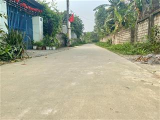 Đất yên bài 1650m2 ngay trung tâm xã