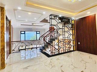 Nhà 5 tầng lô gốc mới xây cách ql13 & ql1a chỉ 3km sổ riêng giá tốt nhất khu vực