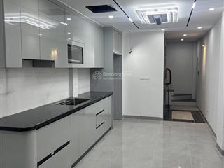 Bùi xương trạch, 36m2, 6 tầng thang máy, gần oto, nhà mới đẹp lung linh, kh mua dọn đồ về
