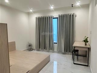 Nhà mới chưa bóc seal 3pn block c cắt lỗ 3tỷ8 ạ, ac có nhu cầu mua ở  em gấp nhé