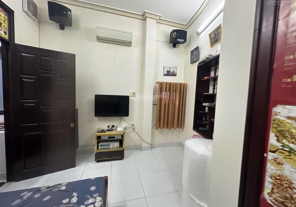 Cần sang nhà mặt tiền kinh doanh sẵn dòng tiền tttp đường lê đại hành